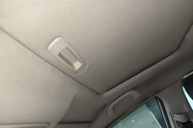 Used CHANGAN CS75 2014 1.8T Automatic Elite Model China IV Standard Headliner