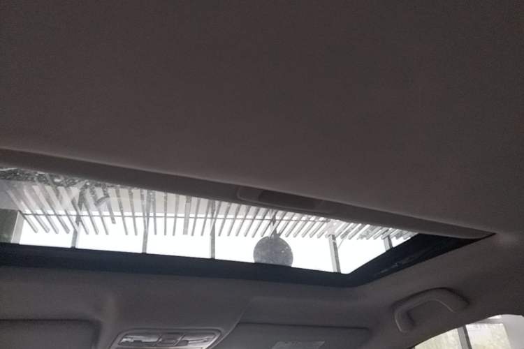 Used CHANGAN CS75 2014 1.8T Automatic Elite Model China IV Standard Headliner