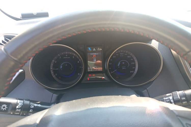 Used CHANGAN CS75 2014 2.0L Manual Leading Version China IV Standard Instrument Cluster
