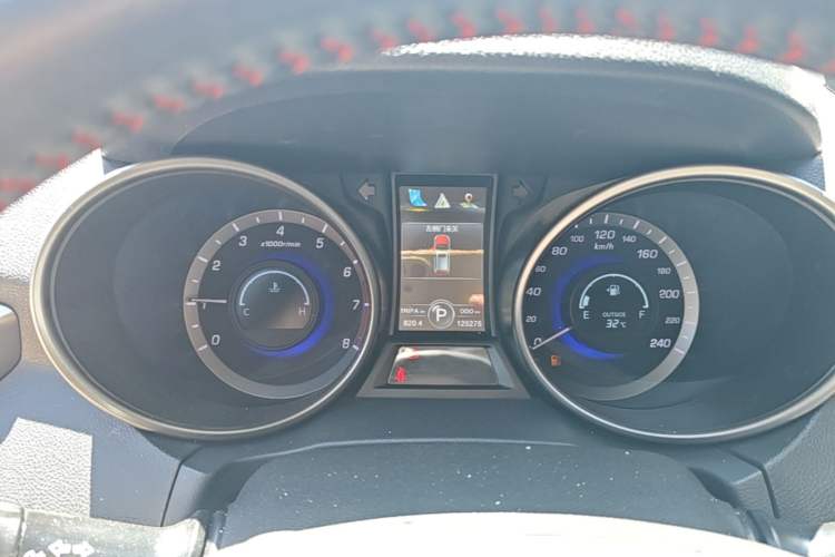 Used CHANGAN CS75 2014 1.8T Automatic Elite Model China IV Standard Instrument Cluster