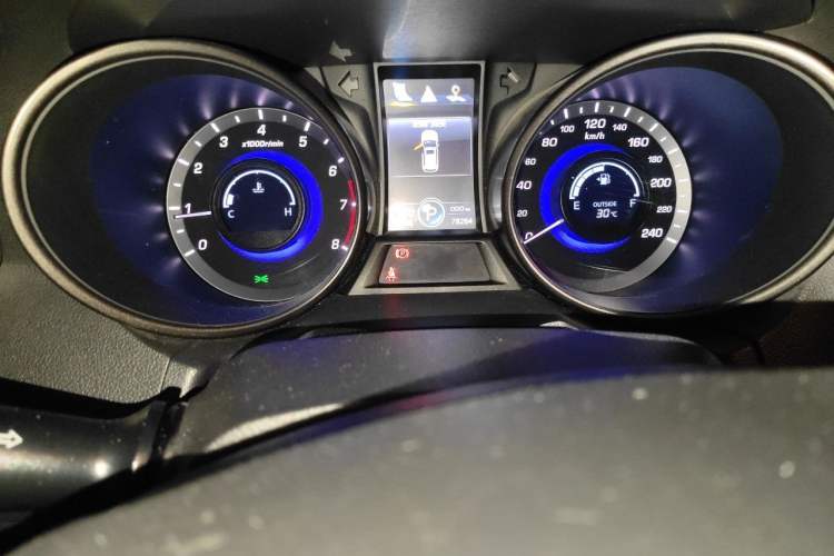 Used CHANGAN CS75 2014 1.8T Automatic Elite Version China V Standard Instrument Cluster
