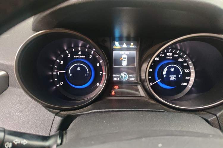 Used CHANGAN CS75 2014 1.8T Automatic Prestige Model China V Standard Instrument Cluster