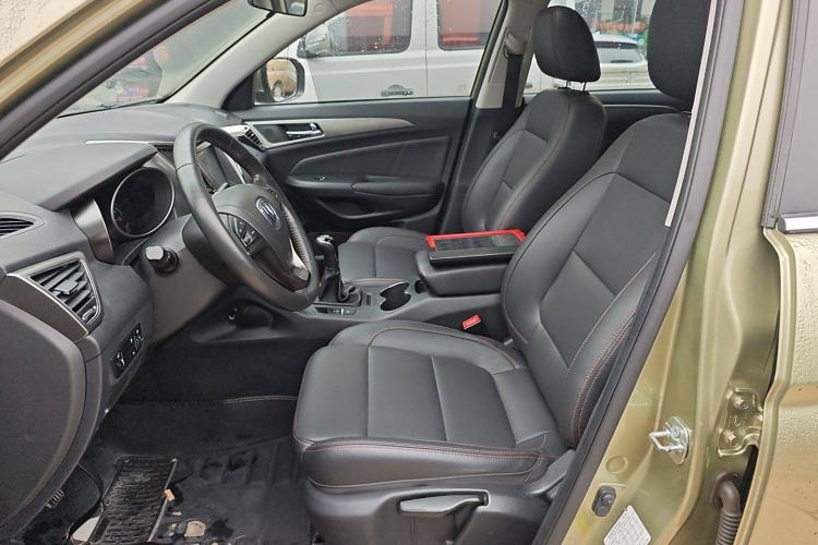 Used CHANGAN CS75 2014 2.0L Manual Luxury Version China IV Standard Left Front Seat