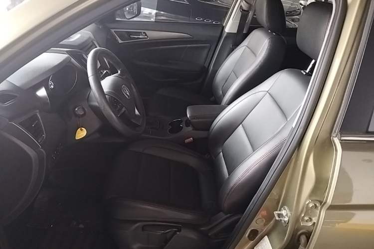 Used CHANGAN CS75 2014 1.8T Automatic Elite Model China IV Standard Left Front Seat