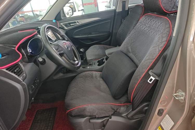Used CHANGAN CS75 2014 2.0L Manual Luxury Version China IV Standard Left Front Seat