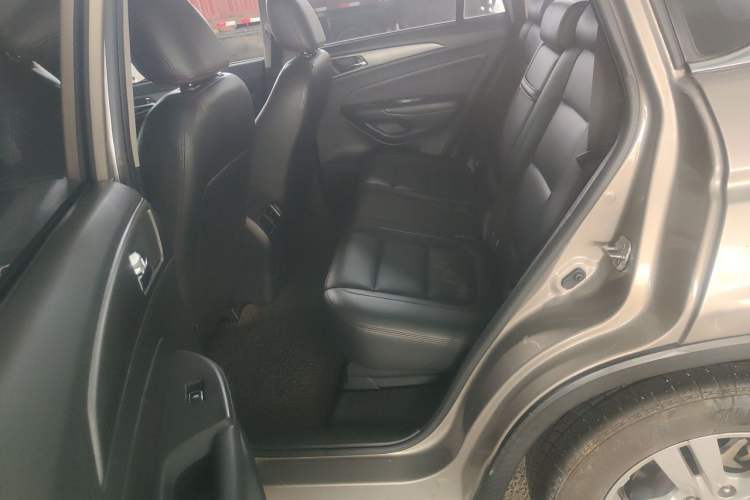 Used CHANGAN CS75 2014 1.8T Automatic Elite Version China V Standard Left Rear Seat