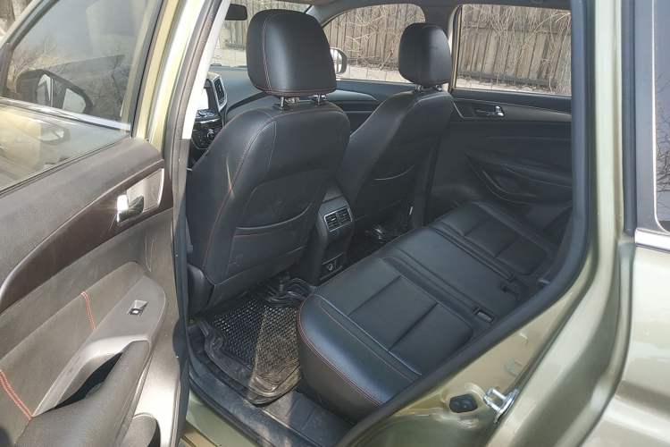 Used CHANGAN CS75 2014 1.8T Automatic Prestige Model China IV Standard Left Rear Seat