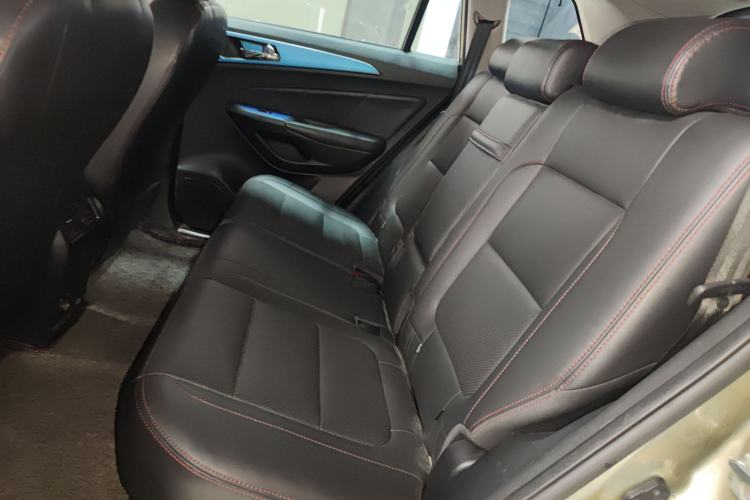 Used CHANGAN CS75 2014 1.8T Automatic Elite Model China IV Standard Left Rear Seat