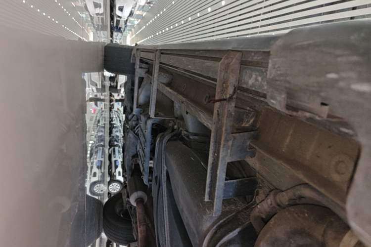 Used CHANGAN CS75 2014 2.0L Manual Luxury Version China IV Standard Left Side Sill