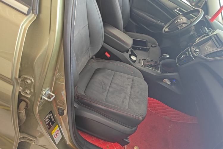 Used CHANGAN CS75 2014 1.8T Automatic Elite Model China IV Standard Right Front Seat