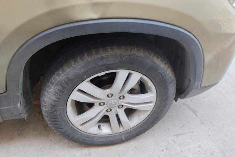 Used CHANGAN CS75 2014 2.0L Manual Luxury Version China IV Standard Right Front Wheel Hub