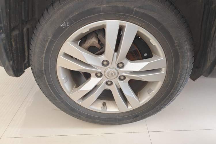Used CHANGAN CS75 2014 1.8T Automatic Elite Model China IV Standard Right Rear Wheel Hub