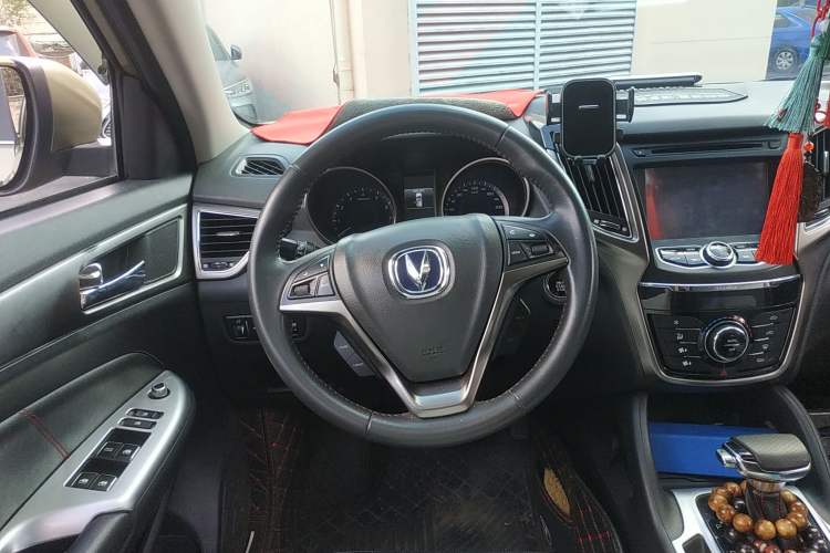 Used CHANGAN CS75 2014 1.8T Automatic Elite Version China V Standard Steering Wheel