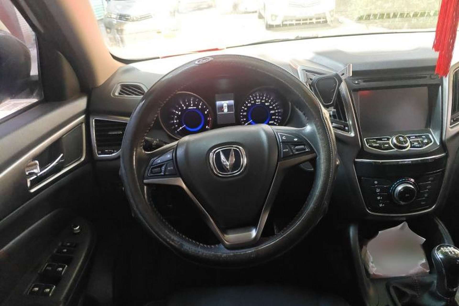 Used CHANGAN CS75 2014 2.0L Manual Luxury Version China V Standard Steering Wheel