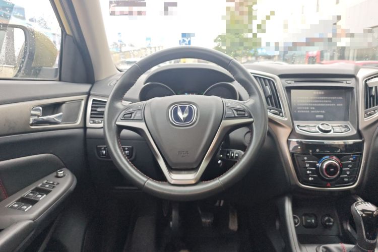Used CHANGAN CS75 2014 2.0L Manual Luxury Version China IV Standard Steering Wheel