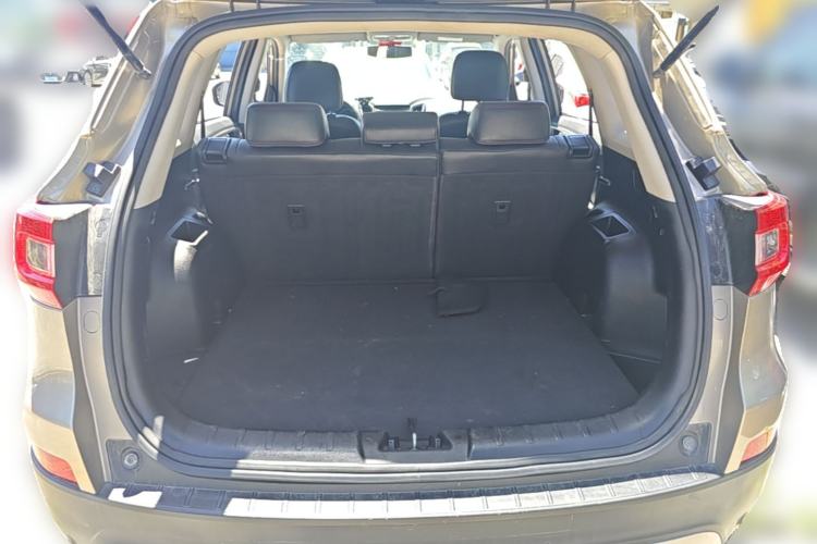 Used CHANGAN CS75 2014 1.8T Automatic Elite Model China IV Standard Trunk