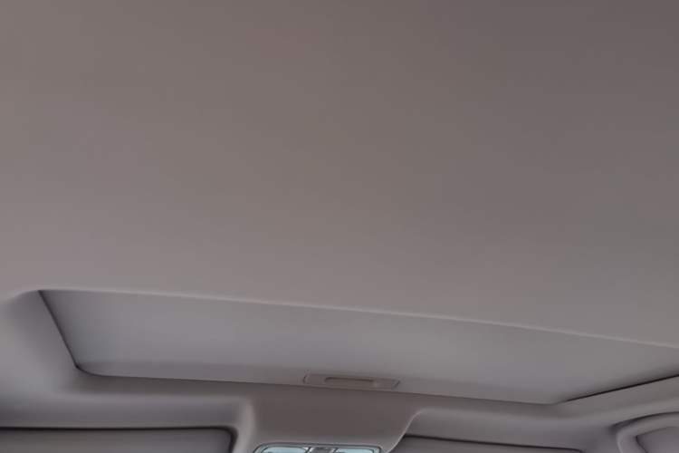 Used CHANGAN CS75 2015 1.8T Automatic 4x4 Elite Model China V Standard Headliner