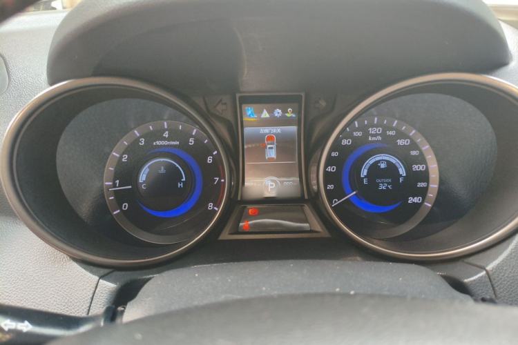 Used CHANGAN CS75 2015 1.8T Automatic 4x4 Prestige Model China V Emission Standard Instrument Cluster