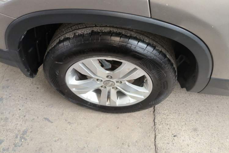 Used CHANGAN CS75 2015 1.8T Automatic All-Wheel Drive Elite Version China IV Standard Right Rear Wheel Hub
