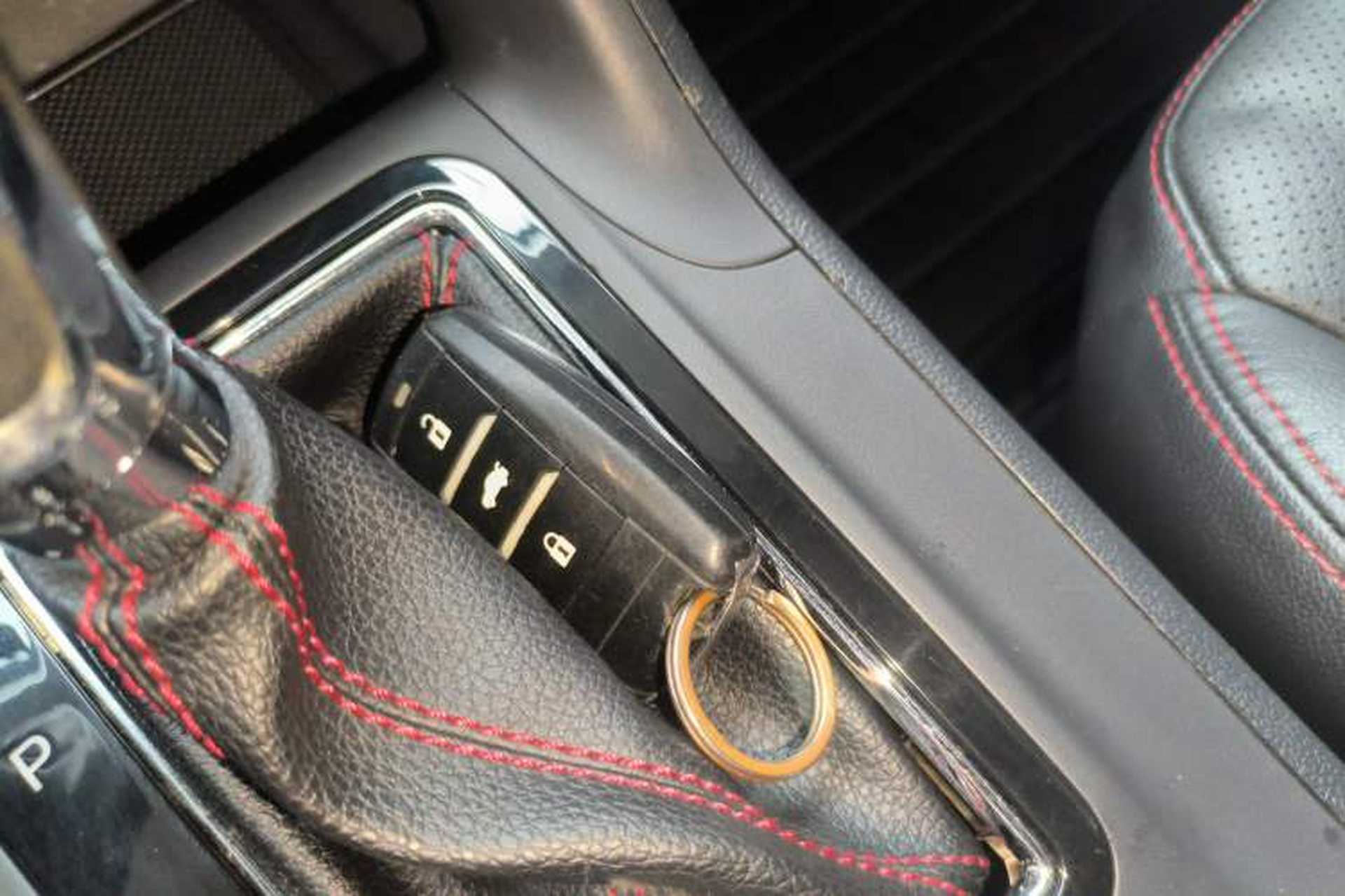Used CHANGAN CS75 2015 1.8T Automatic All-Wheel Drive Elite Version China IV Standard Vehicle Key