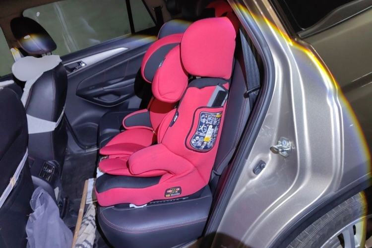 Used CHANGAN CS75 2015 1.8T Automatic 4x4 Prestige Model China V Emission Standard Left Rear Seat