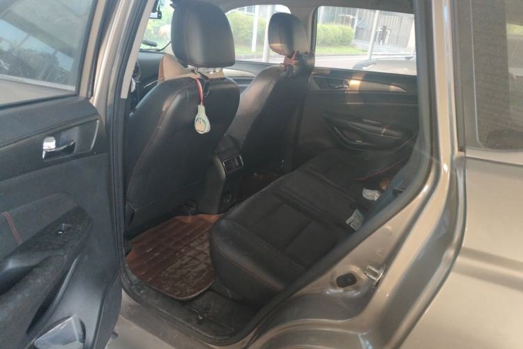 Used CHANGAN CS75 2015 1.8T Automatic All-Wheel Drive Elite Version China IV Standard Left Rear Seat