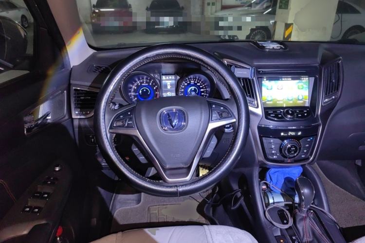 Used CHANGAN CS75 2015 1.8T Automatic 4x4 Prestige Model China V Emission Standard Steering Wheel
