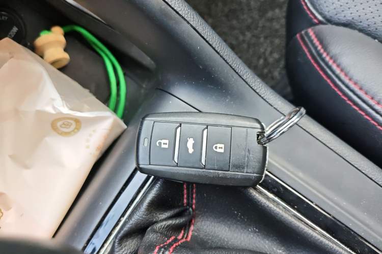 Used CHANGAN CS75 2015 1.8T Automatic 4x4 Prestige Model China V Emission Standard Interior 1