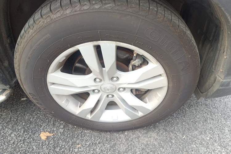 Used CHANGAN CS75 2015 1.8T Automatic 4x4 Elite Model China V Standard Right Front Wheel Hub