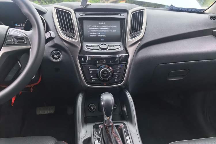 Used CHANGAN CS75 2015 1.8T Automatic All-Wheel Drive Elite Version China IV Standard Audio And AC Panel