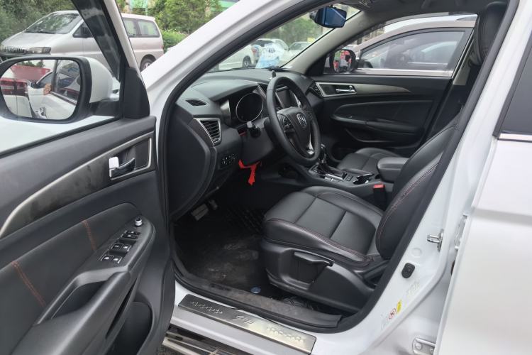 Used CHANGAN CS75 2015 1.8T Automatic All-Wheel Drive Elite Version China IV Standard Driver Seat