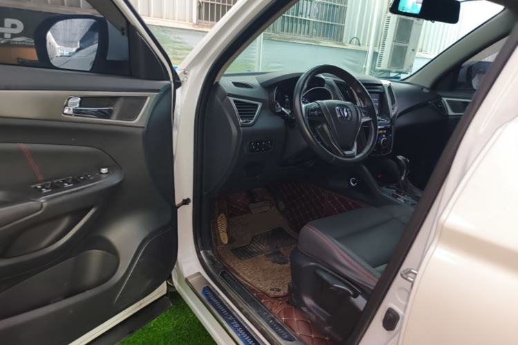 Used CHANGAN CS75 2015 1.8T Automatic 4x4 Elite Model China V Standard Driver Seat