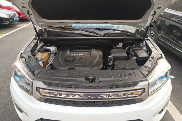 Used CHANGAN CS75 2015 1.8T Automatic All-Wheel Drive Elite Version China IV Standard Engine Bay