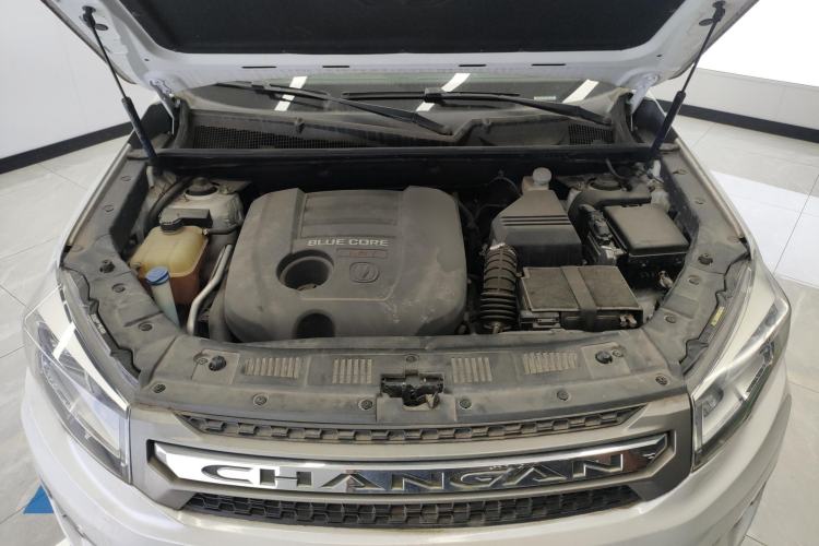 Used CHANGAN CS75 2015 1.8T Automatic 4x4 Prestige Model China IV Standard Engine Bay