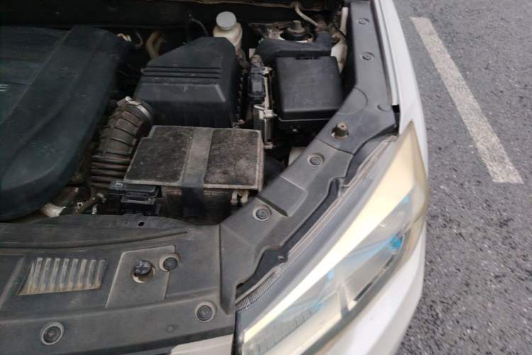 Used CHANGAN CS75 2015 1.8T Automatic 4x4 Elite Model China V Standard Engine Bay Left