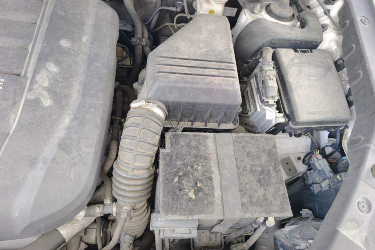 Used CHANGAN CS75 2015 1.8T Automatic All-Wheel Drive Elite Version China IV Standard Engine Bay Left