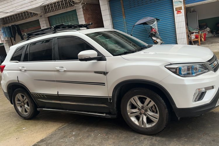 Used CHANGAN CS75 2015 1.8T Automatic All-Wheel Drive Elite Version China IV Standard Exterior 2