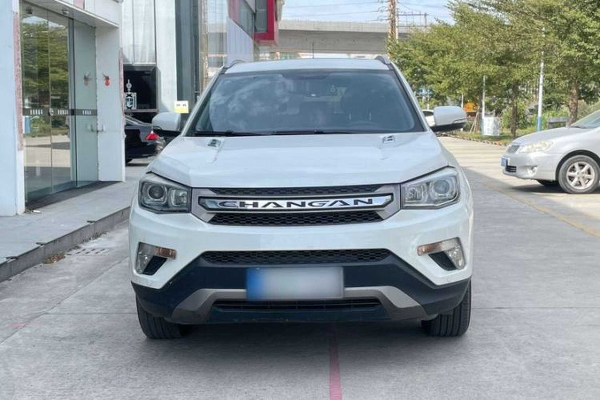 Used CHANGAN CS75 2015 1.8T Automatic 4x4 Prestige Model China V Emission Standard Exterior 4