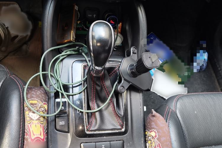 Used CHANGAN CS75 2015 1.8T Automatic All-Wheel Drive Elite Version China IV Standard Gear Lever