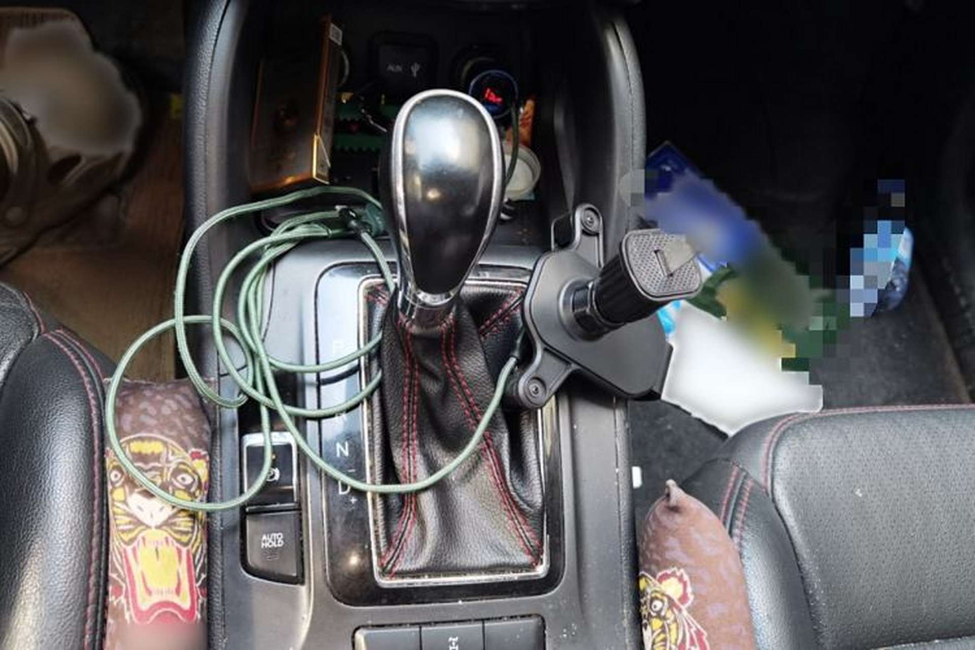 Used CHANGAN CS75 2015 1.8T Automatic All-Wheel Drive Elite Version China IV Standard Gear Lever