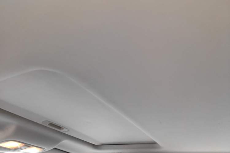 Used CHANGAN CS75 2015 1.8T Automatic 4x4 Prestige Model China V Emission Standard Headliner