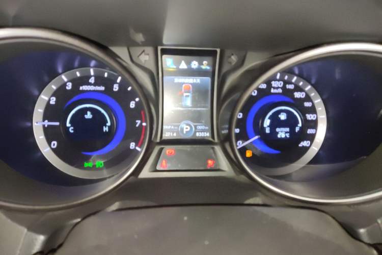 Used CHANGAN CS75 2015 1.8T Automatic 4x4 Prestige Model China V Emission Standard Instrument Cluster