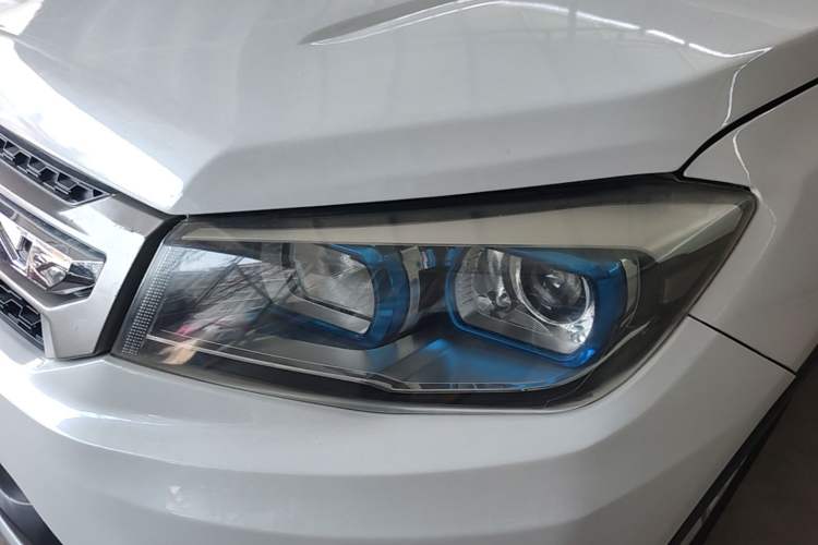 Used CHANGAN CS75 2015 1.8T Automatic All-Wheel Drive Elite Version China IV Standard Left Front Headlight