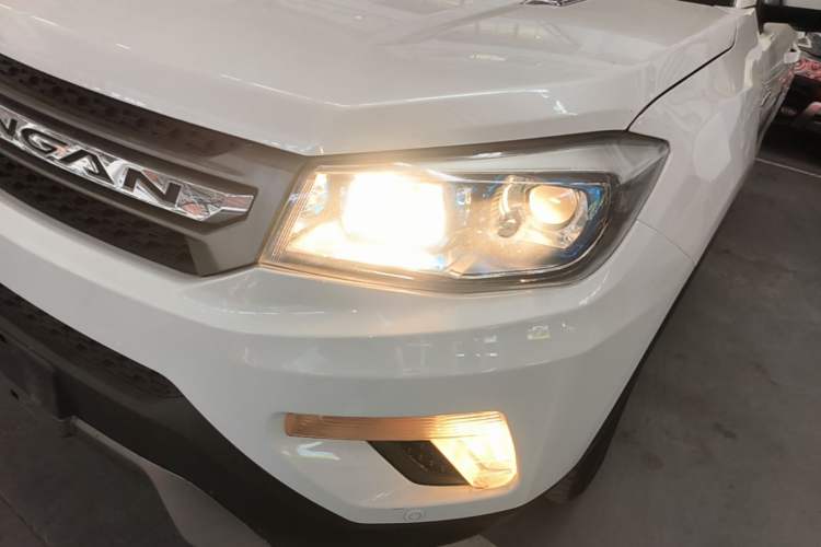 Used CHANGAN CS75 2015 1.8T Automatic 4x4 Elite Model China V Standard Left Front Headlight