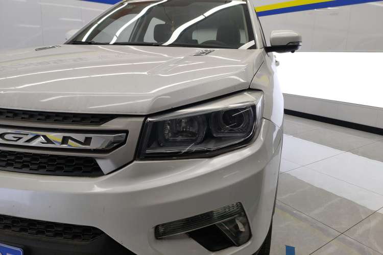 Used CHANGAN CS75 2015 1.8T Automatic 4x4 Prestige Model China IV Standard Left Front Headlight