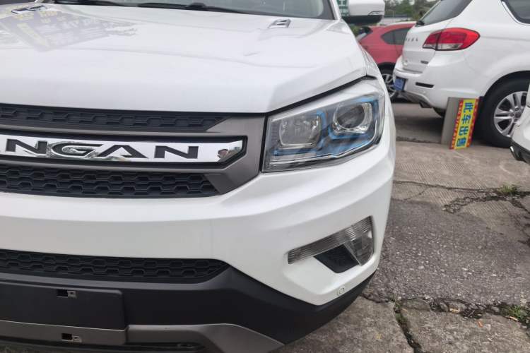 Used CHANGAN CS75 2015 1.8T Automatic All-Wheel Drive Elite Version China IV Standard Left Front Headlight