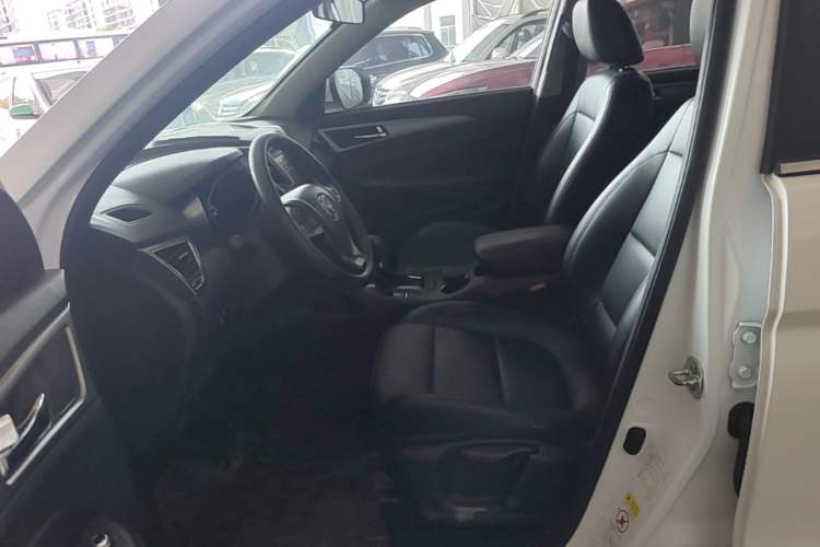 Used CHANGAN CS75 2015 1.8T Automatic All-Wheel Drive Elite Version China IV Standard Left Front Seat