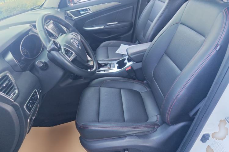 Used CHANGAN CS75 2015 1.8T Automatic 4x4 Prestige Model China V Emission Standard Left Front Seat