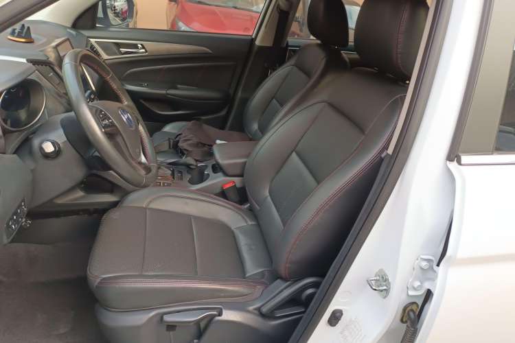 Used CHANGAN CS75 2015 1.8T Automatic All-Wheel Drive Elite Version China IV Standard Left Front Seat