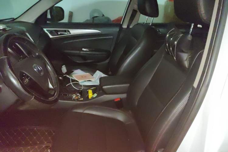 Used CHANGAN CS75 2015 1.8T Automatic 4x4 Prestige Model China V Emission Standard Left Front Seat